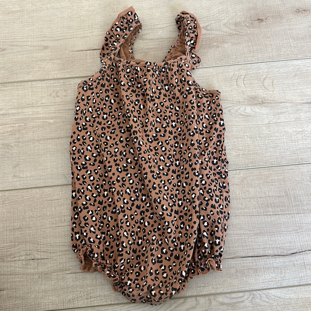 Rylee + Cru leopard bubble romper 18-24 months